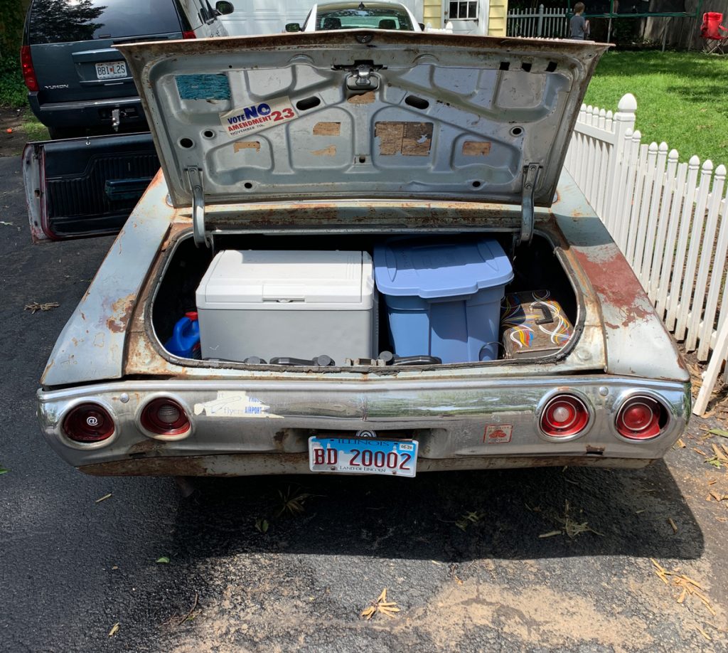 1971 chevelle with a cooler packed in the trunk